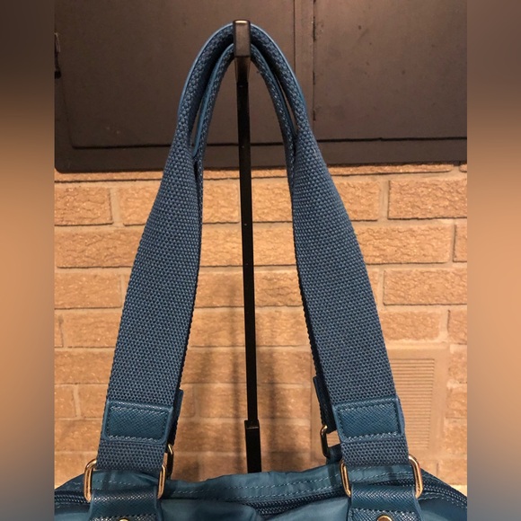 Adrienne Vittadini Teal Weekend Duffle Bag - Picture 6 of 13